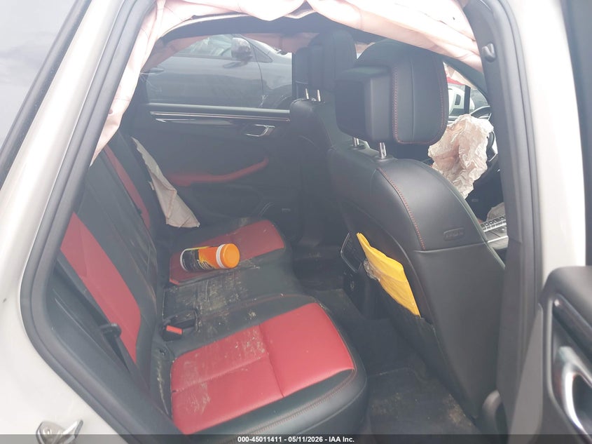 2019 Porsche Macan VIN WP1AB2A51KLB33211 IAAI salvage auction — LEFT FRONT, Salvage (Massachusetts), sold $7,900 on 2026-07-09 (photo 8)