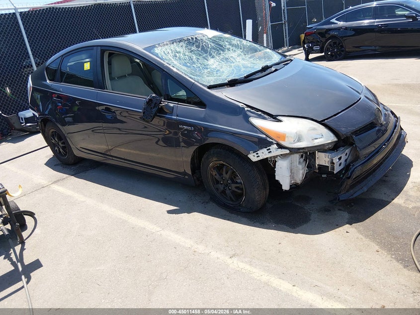 2015 Toyota Prius VIN JTDKN3DUXF0422178 IAAI salvage auction — FRONT & REAR, Salvage (South Carolina), sold $2,300 on 2026-07-15 (photo 1)