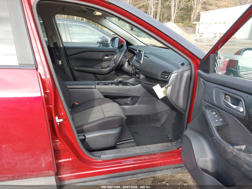 2025 Nissan Rogue VIN 5N1BT3BB4SC858360 IAAI salvage auction — RIGHT REAR, Salvage (Massachusetts), sold $9,500 on 2026-07-28 (photo 5)
