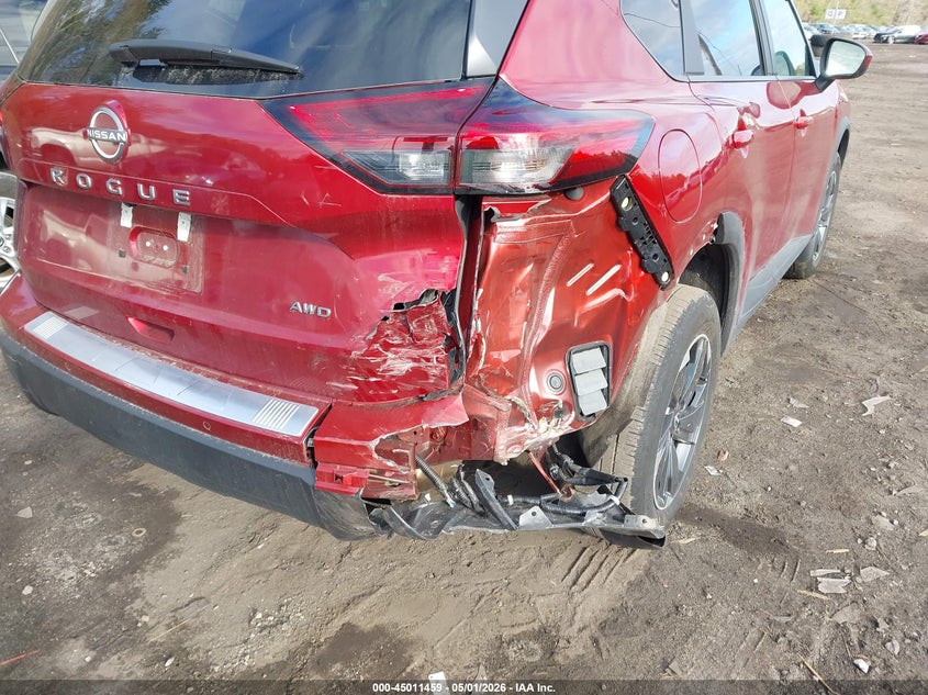 2025 Nissan Rogue VIN 5N1BT3BB4SC858360 IAAI salvage auction — RIGHT REAR, Salvage (Massachusetts), sold $9,500 on 2026-07-28 (photo 6)