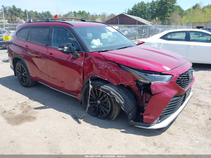 2024 Toyota Highlander VIN 5TDKDRBH1RS565498 IAAI salvage auction — RIGHT FRONT, Salvage (Massachusetts), sold $16,600 on 2026-07-24 (photo 1)