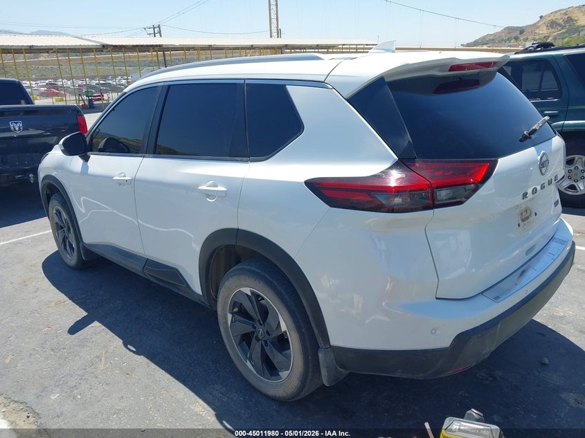 2024 Nissan Rogue VIN JN8BT3BA1RW359346 IAAI salvage auction — INTERIOR BURN, Salvage (California), sold $7,500 on 2026-07-08 (photo 3)