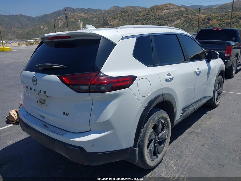 2024 Nissan Rogue VIN JN8BT3BA1RW359346 IAAI salvage auction — INTERIOR BURN, Salvage (California), sold $7,500 on 2026-07-08 (photo 4)