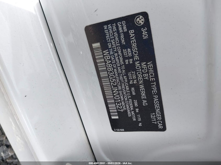 2018 BMW 3er VIN WBA8B3G52JNV01327 IAAI salvage auction — SIDE, Wait Title, sold $3,625 on 2026-07-28 (photo 9)