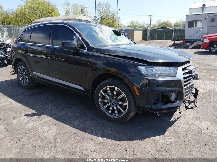 2018 Audi Q7 VIN WA1LHAF76JD032536 IAAI salvage auction — LEFT FRONT, Salvage (Pennsylvania), sold $3,050 on 2026-07-07 (photo 1)