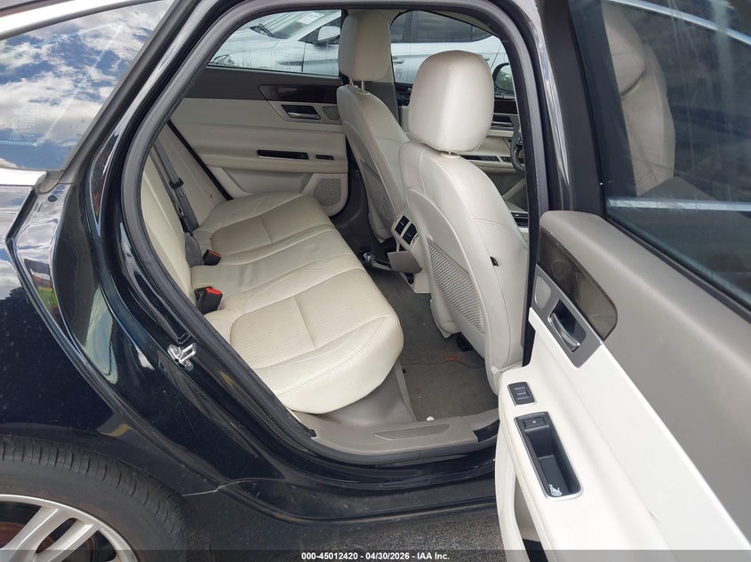 2016 Jaguar Xf VIN SAJBE4BV6GCY05957 IAAI salvage auction — Burn Engine, Certificate Of Destruction (Florida), sold $400 on 2026-07-16 (photo 8)
