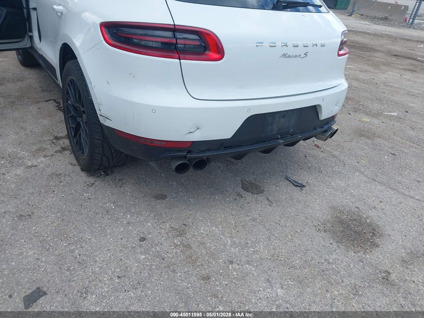 2017 Porsche Macan VIN WP1AB2A56HLB12556 IAAI salvage auction — REAR END, Wait Title, sold $5,300 on 2026-07-07 (photo 6)