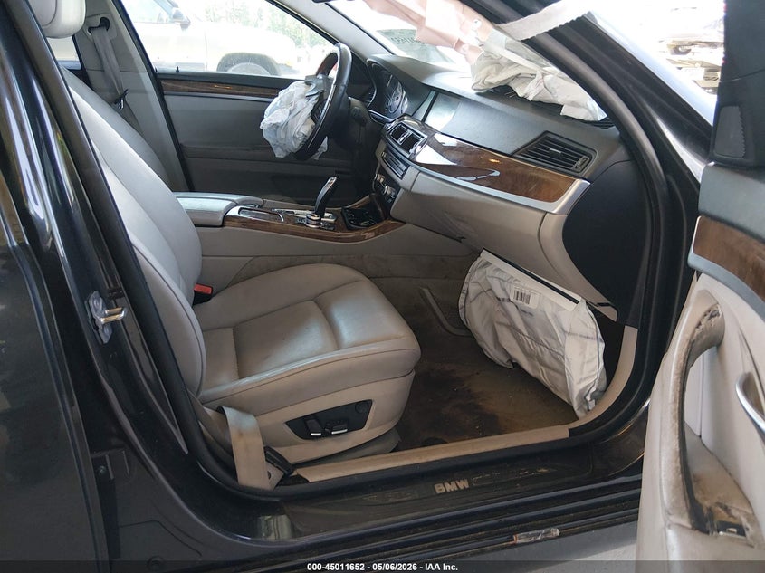 2012 BMW 5er VIN WBAXG5C52CDW85367 IAAI salvage auction — FRONT END, Salvage (Idaho), sold $375 on 2026-07-20 (photo 5)