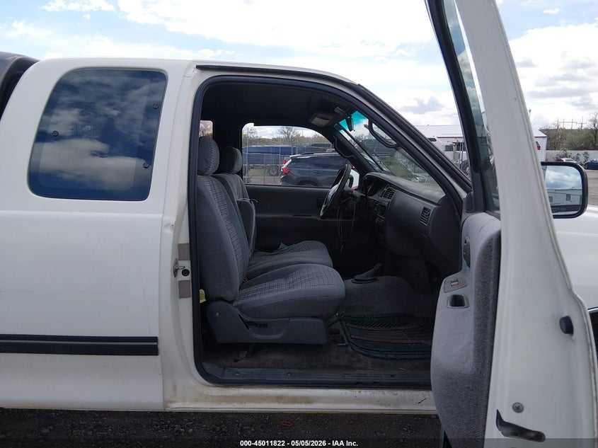 1995 Toyota T100 VIN JT4VD22F8S0016439 IAAI salvage auction — NORMAL WEAR, Salvage (Texas), sold $550 on 2026-07-29 (photo 5)