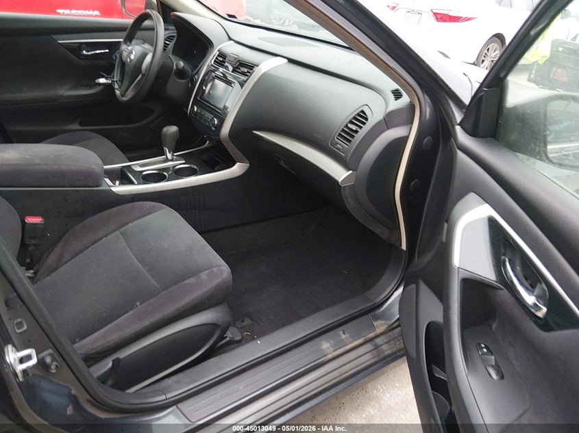 2013 Nissan Altima VIN 1N4AL3AP8DC253120 IAAI salvage auction — NORMAL WEAR, Clear (Florida), sold $850 on 2026-07-11 (photo 5)
