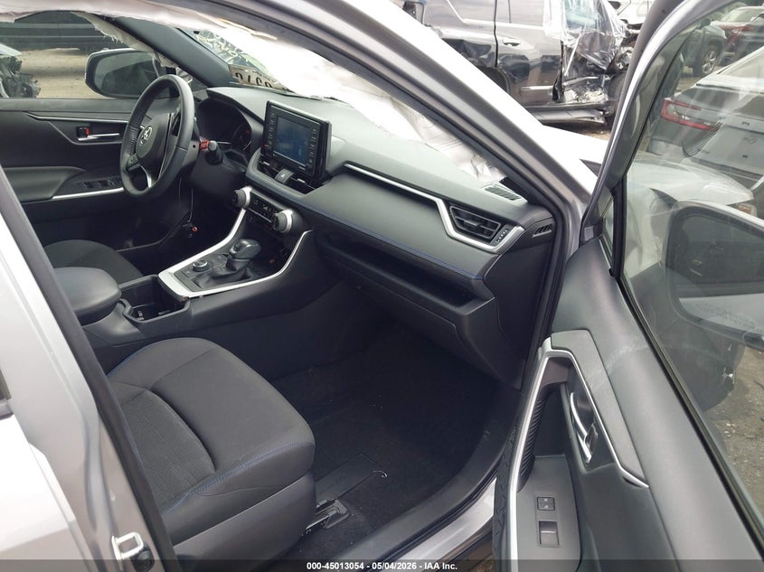 2022 Toyota Rav 4 VIN JTM16RFV1ND063814 IAAI salvage auction — FRONT END, Salvage Title, sold $10,100 on 2026-07-09 (photo 5)