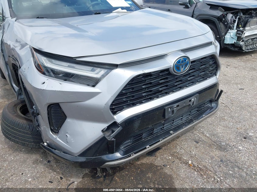 2022 Toyota Rav 4 VIN JTM16RFV1ND063814 IAAI salvage auction — FRONT END, Salvage Title, sold $10,100 on 2026-07-09 (photo 6)