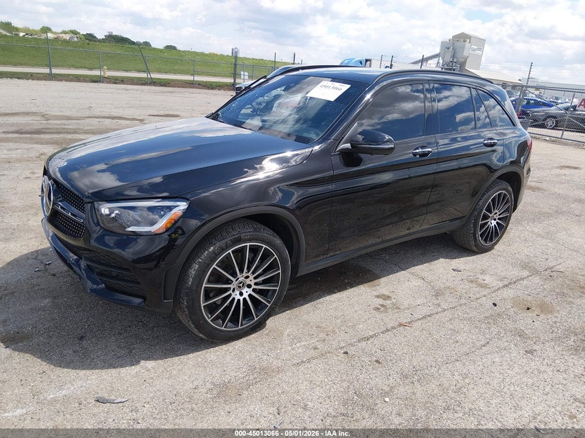 2021 Mercedes-benz Glc VIN W1N0G8EB4MF991123 IAAI salvage auction — RIGHT SIDE, Salvage (Illinois), sold $15,900 on 2026-07-08 (photo 2)