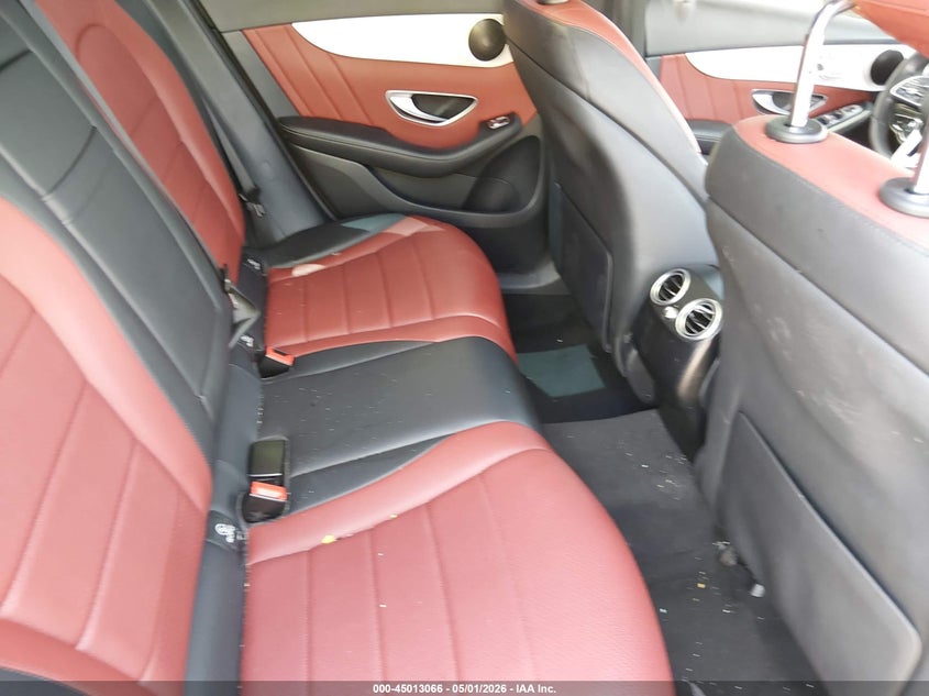 2021 Mercedes-benz Glc VIN W1N0G8EB4MF991123 IAAI salvage auction — RIGHT SIDE, Salvage (Illinois), sold $15,900 on 2026-07-08 (photo 8)