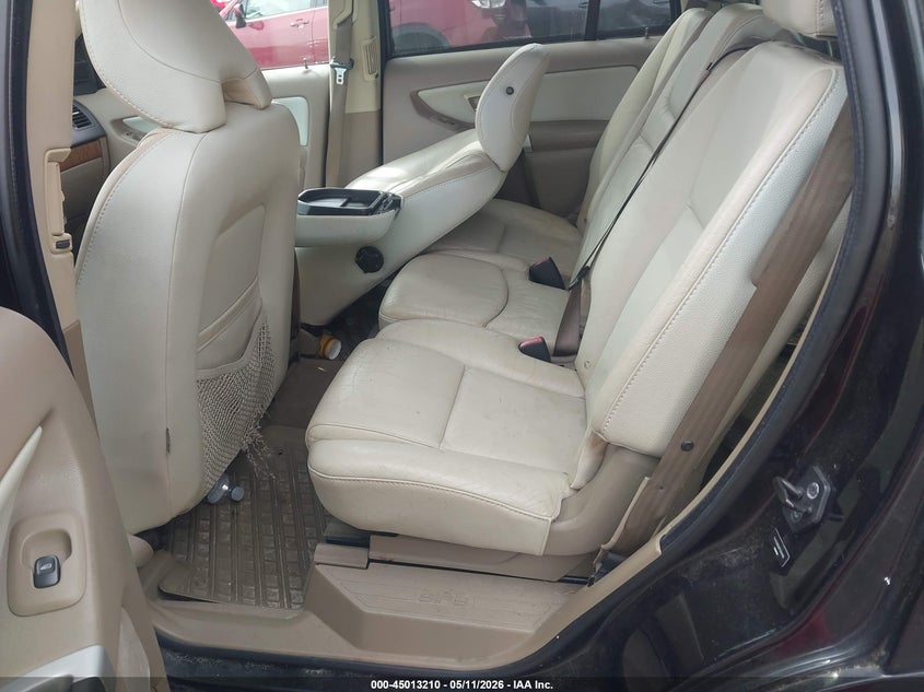2007 Volvo Xc90 VIN YV4CZ852971341409 IAAI salvage auction — RIGHT SIDE, Salvage (Idaho), sold $375 on 2026-07-14 (photo 8)