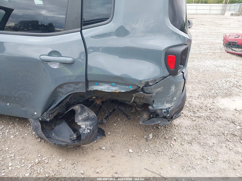 2018 Jeep Renegade VIN ZACCJBBBXJPJ19574 IAAI salvage auction — LEFT SIDE, Salvage (Ohio), sold $975 on 2026-07-22 (photo 6)