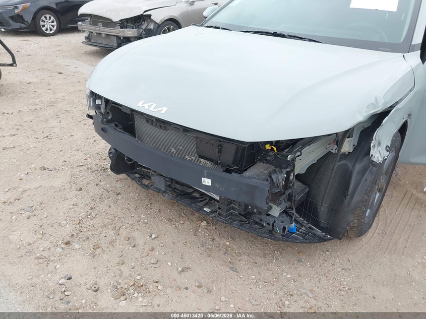 2026 Kia K4 VIN 3KPFT4DE0TE278780 IAAI salvage auction — FRONT END, Original (Texas), sold $7,700 on 2026-07-09 (photo 6)