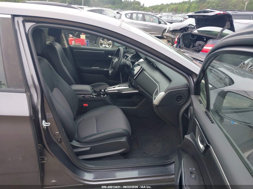 2018 Honda Clarity VIN JHMZC5F14JC021654 IAAI salvage auction — REAR END, Salvage (Massachusetts), sold $6,450 on 2026-07-17 (photo 5)