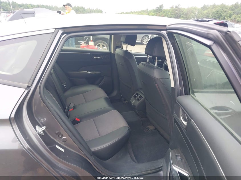 2018 Honda Clarity VIN JHMZC5F14JC021654 IAAI salvage auction — REAR END, Salvage (Massachusetts), sold $6,450 on 2026-07-17 (photo 8)