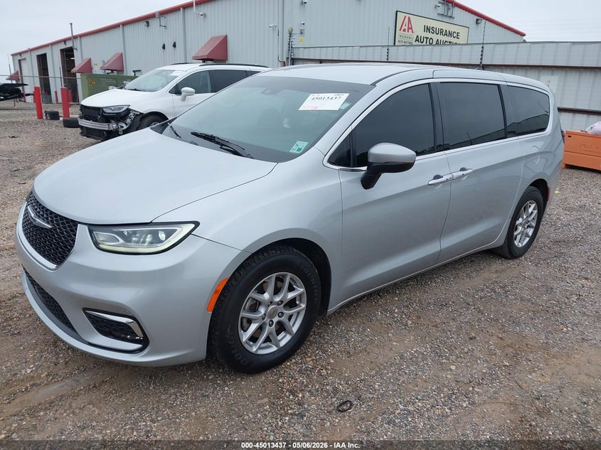 2023 Chrysler Pacifica VIN 2C4RC1BG2PR535233 IAAI salvage auction — RIGHT SIDE, Salvage (Louisiana), sold $7,200 on 2026-07-29 (photo 2)