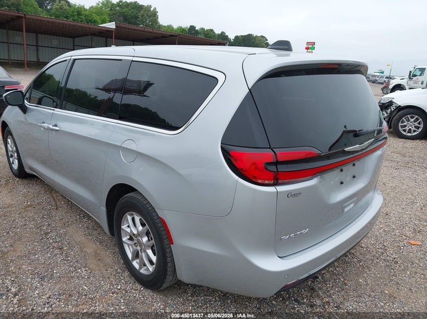2023 Chrysler Pacifica VIN 2C4RC1BG2PR535233 IAAI salvage auction — RIGHT SIDE, Salvage (Louisiana), sold $7,200 on 2026-07-29 (photo 3)