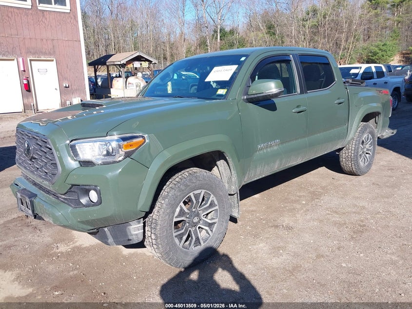 2022 Toyota Tacoma VIN 3TMCZ5AN9NM457615 IAAI salvage auction — REAR END, Salvage (Vermont), sold $14,100 on 2026-08-01 (photo 2)