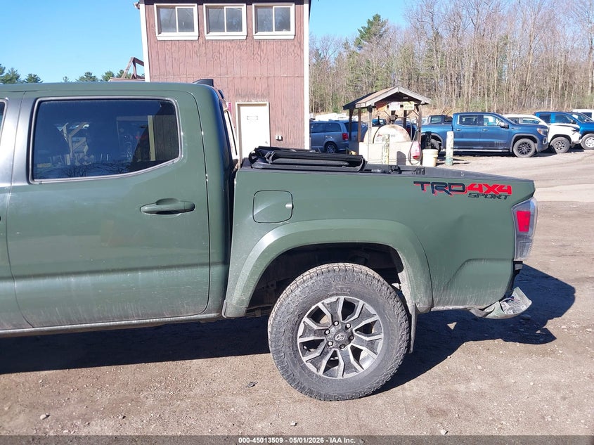 2022 Toyota Tacoma VIN 3TMCZ5AN9NM457615 IAAI salvage auction — REAR END, Salvage (Vermont), sold $14,100 on 2026-08-01 (photo 6)
