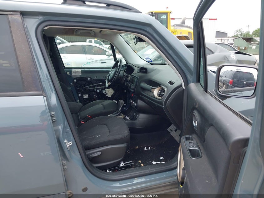 2017 Jeep Renegade VIN ZACCJABB1HPG40237 IAAI salvage auction — FRONT END, Original (Texas), sold $1,200 on 2026-07-21 (photo 5)