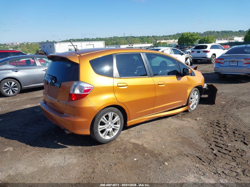 2009 Honda Fit VIN JHMGE88489S025377 IAAI salvage auction — NORMAL WEAR, Salvage (Texas), sold $725 on 2026-07-17 (photo 4)