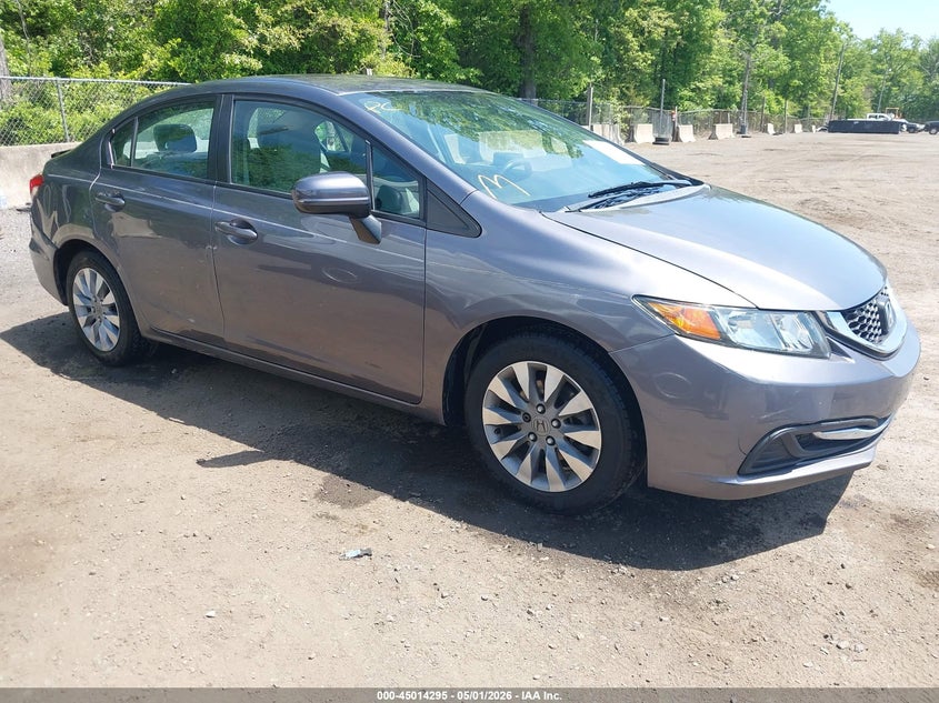 2015 Honda Civic VIN 19XFB2F55FE233052 IAAI salvage auction — FRONT & REAR, Salvage - Greater Than 75% (Maryland), sold $1,650 on 2026-07-31 (photo 1)