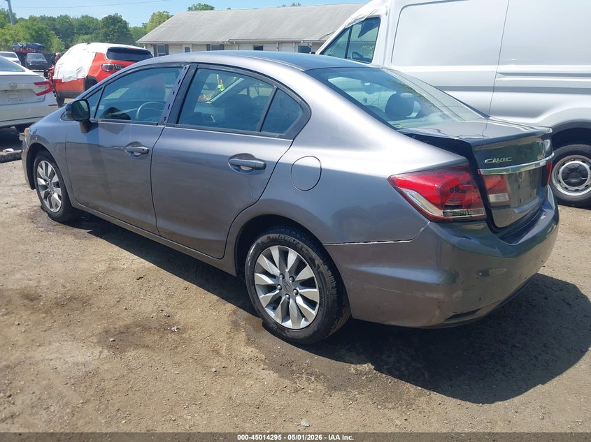 2015 Honda Civic VIN 19XFB2F55FE233052 IAAI salvage auction — FRONT & REAR, Salvage - Greater Than 75% (Maryland), sold $1,650 on 2026-07-31 (photo 3)