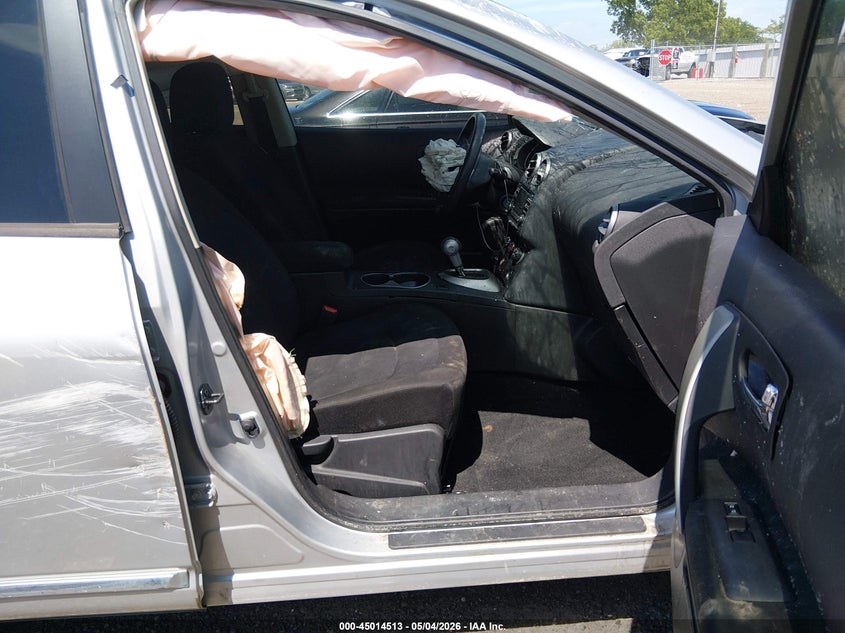 2014 Nissan Rogue VIN JN8AS5MT8EW613055 IAAI salvage auction — ROLLOVER, Salvage (Louisiana), sold $100 on 2026-07-22 (photo 5)