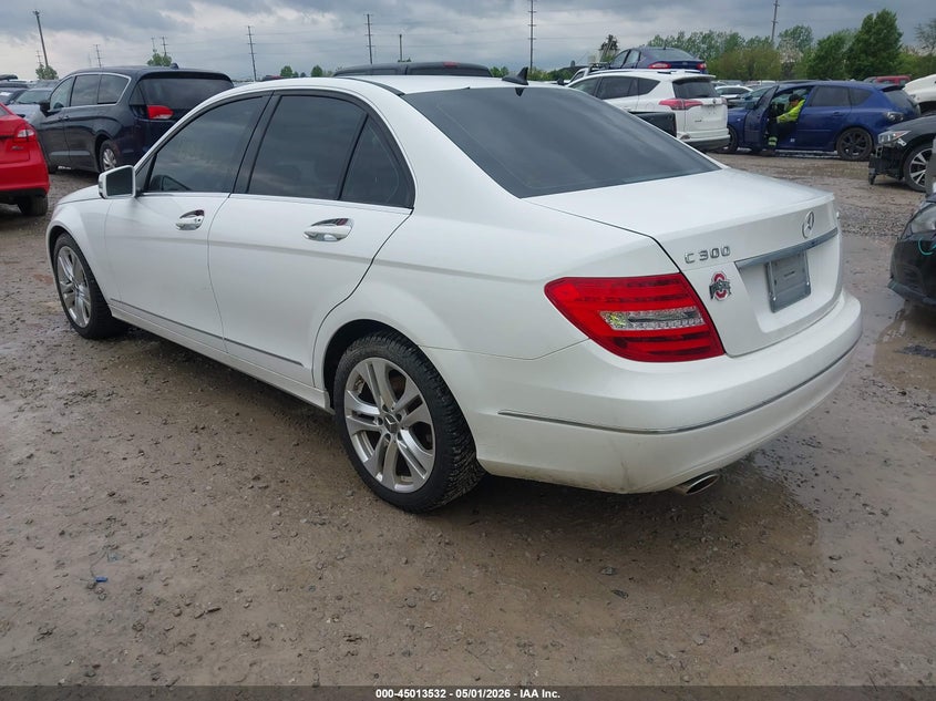 2013 Mercedes-benz C-klasse VIN WDDGF8AB5DR270652 IAAI salvage auction — NORMAL WEAR, Original (Ohio), sold $25 on 2026-07-29 (photo 3)