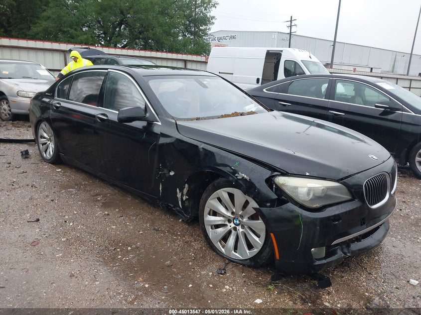 2011 BMW 7er VIN WBAKX8C51BC198340 IAAI salvage auction — RIGHT FRONT, Salvage (Texas), sold $1,400 on 2026-07-16 (photo 1)