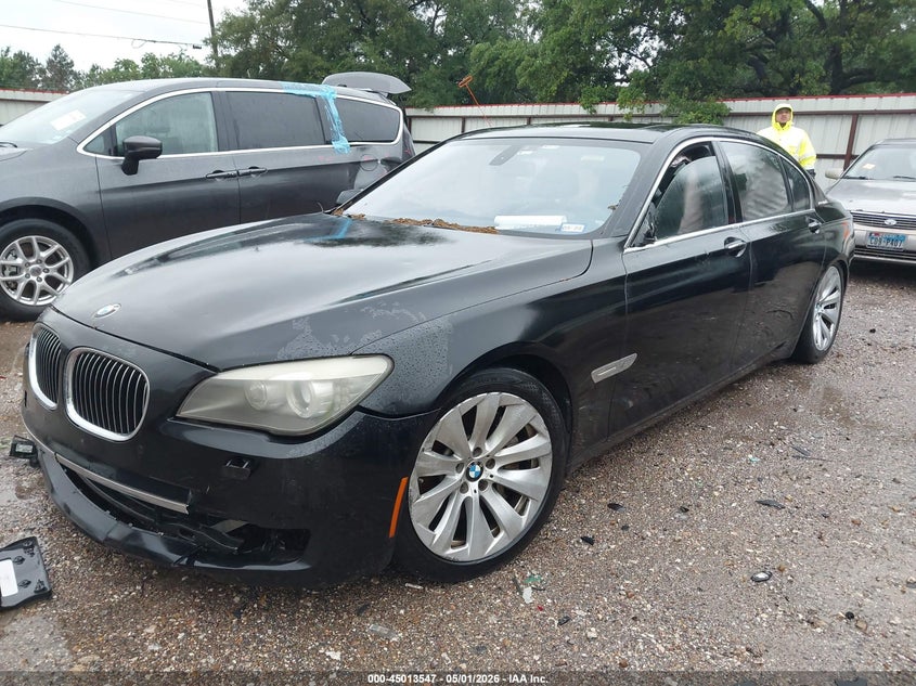 2011 BMW 7er VIN WBAKX8C51BC198340 IAAI salvage auction — RIGHT FRONT, Salvage (Texas), sold $1,400 on 2026-07-16 (photo 2)