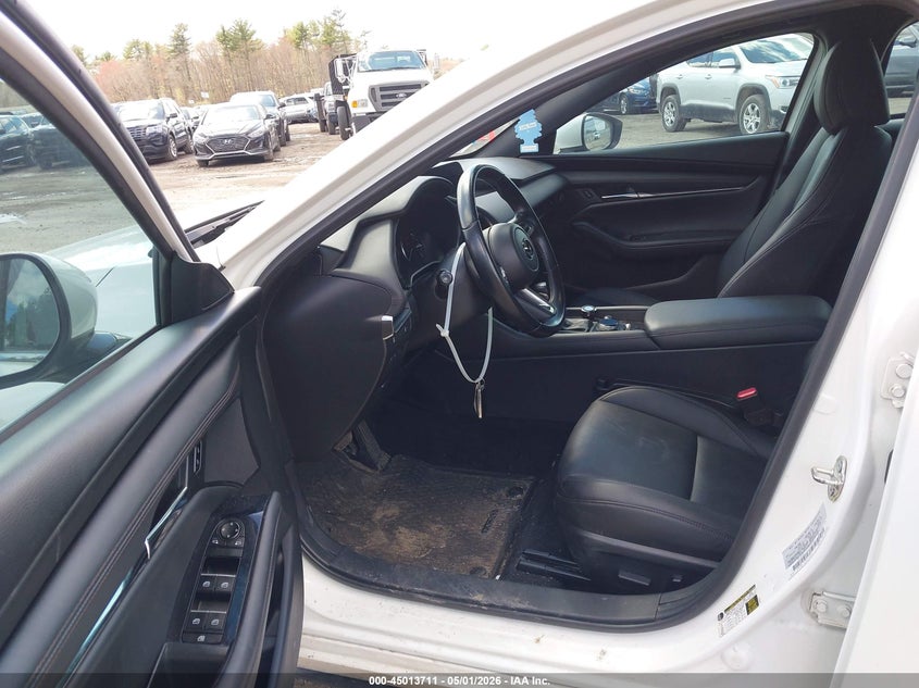 2021 Mazda 3 VIN JM1BPBLLXM1343131 IAAI salvage auction — SIDE, Salvage (Massachusetts), sold $4,550 on 2026-07-18 (photo 5)