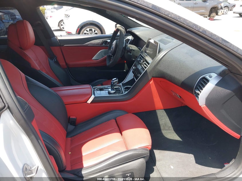 2020 BMW 8er VIN WBAGV8C07LCE44960 IAAI salvage auction — REAR END, Salvage (California), sold $23,500 on 2026-07-25 (photo 5)