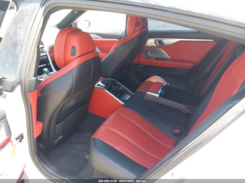 2020 BMW 8er VIN WBAGV8C07LCE44960 IAAI salvage auction — REAR END, Salvage (California), sold $23,500 on 2026-07-25 (photo 8)