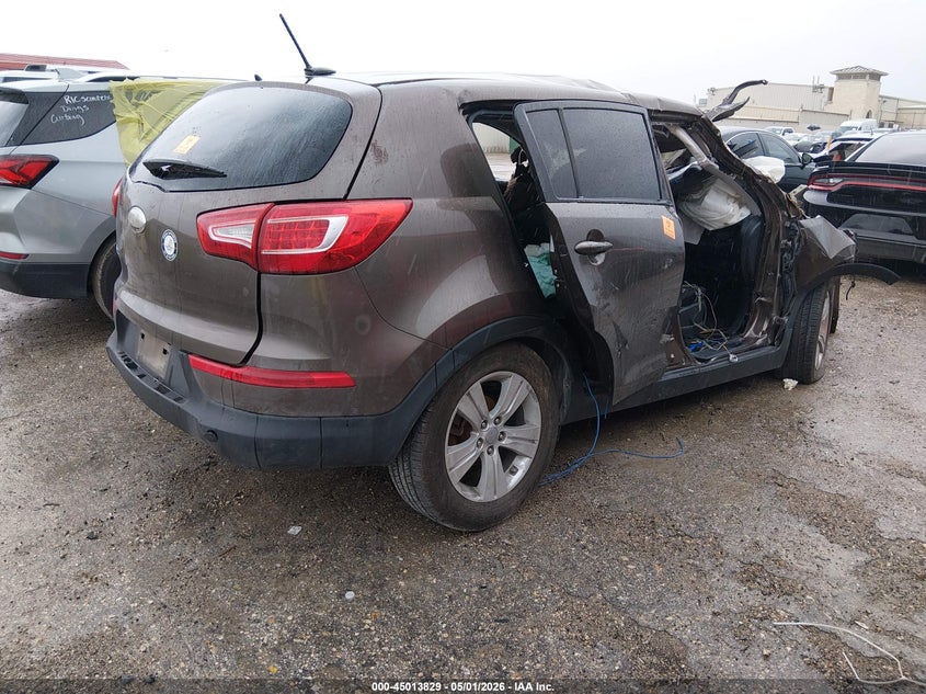 2013 Kia Sportage VIN KNDPB3A23D7352982 IAAI salvage auction — ALL OVER, Wait Title, sold $375 on 2026-07-13 (photo 4)