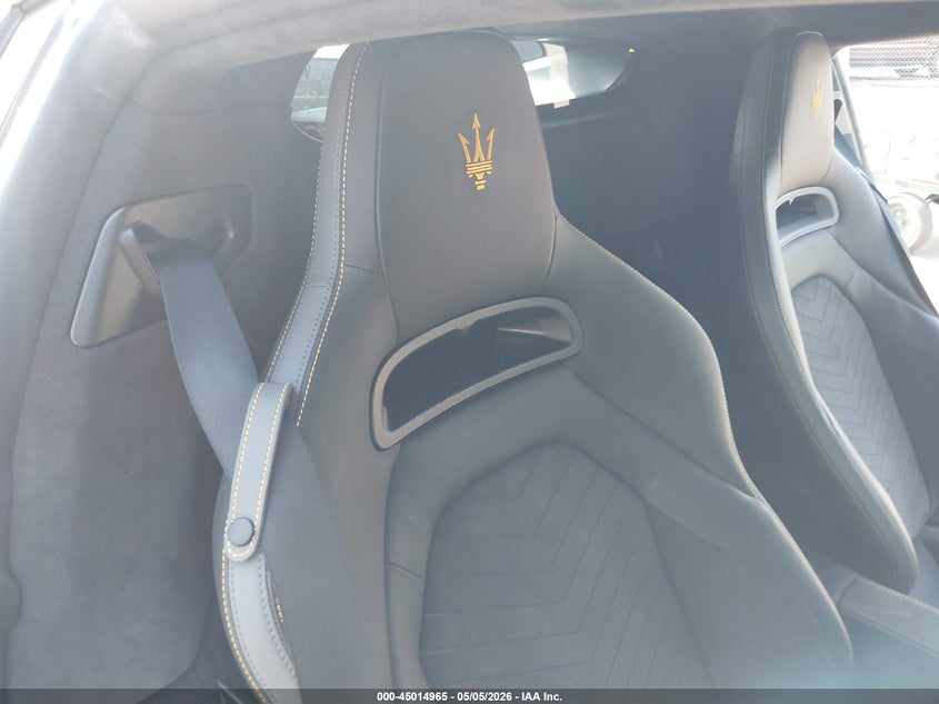 2022 Maserati Mc20 VIN ZAM24BXA1N0378726 IAAI salvage auction — FRONT END, Salvage Title, sold $55,250 on 2026-08-24 (photo 8)