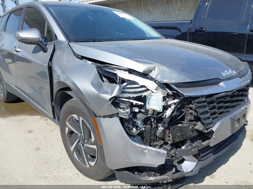 2025 Kia Sportage VIN KNDPU3DG9S7202440 IAAI salvage auction — RIGHT FRONT, Salvage (California), sold $9,725 on 2026-07-08 (photo 6)