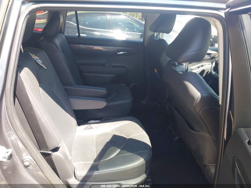 2020 Toyota Highlander VIN 5TDDZRBH9LS017282 IAAI salvage auction — FRONT END, Salvage - Greater Than 75% (Maryland), sold $8,600 on 2026-07-21 (photo 8)