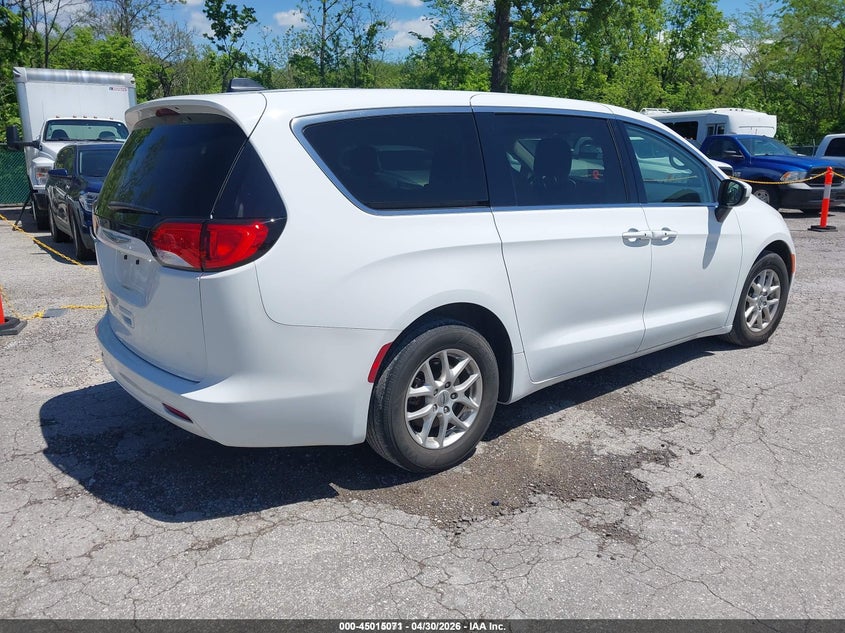 2022 Chrysler Voyager VIN 2C4RC1CG4NR146640 IAAI salvage auction — FRONT END, Sf97 (Kentucky), sold $12,000 on 2026-07-20 (photo 4)