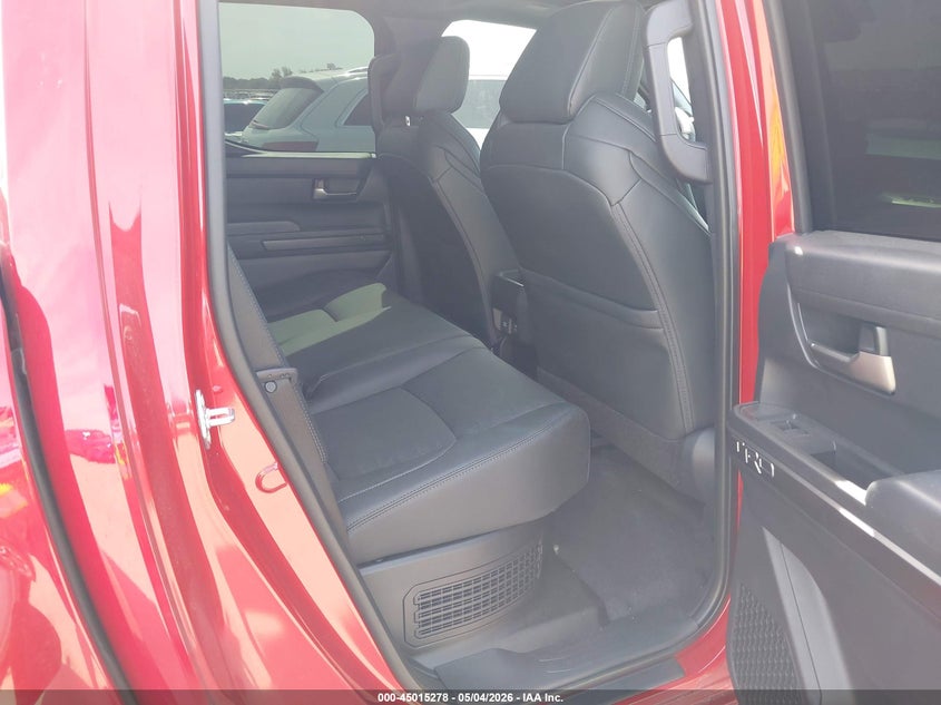 2025 Toyota Tacoma VIN 3TYLC5LN2ST047446 IAAI salvage auction — FRONT & REAR, Original (Texas), sold $30,250 on 2026-07-21 (photo 8)