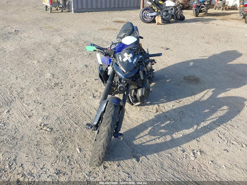 2025 Yamaha VIN MH3RH28Y0SK001017 IAAI salvage auction — FRONT END, Salvage (California), sold $575 on 2026-07-20 (photo 5)