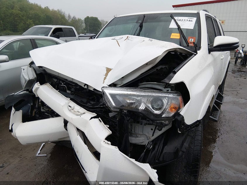 2021 Toyota 4runner VIN JTENU5JR8M5968940 IAAI salvage auction — FRONT END, Salvage (West Virginia), sold $12,350 on 2026-07-09 (photo 6)