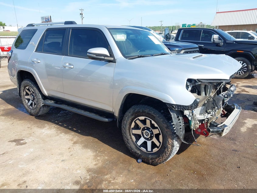 2017 Toyota 4runner VIN JTEBU5JR6H5474844 IAAI salvage auction — FRONT END, Clear (Oklahoma), sold $13,450 on 2026-07-22 (photo 1)