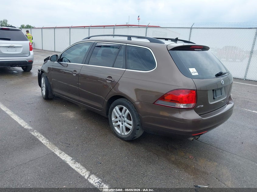 2011 Volkswagen Jetta VIN 3VWPL7AJ1BM703514 IAAI salvage auction — FRONT END, Clear (Indiana), sold $825 on 2026-07-20 (photo 3)