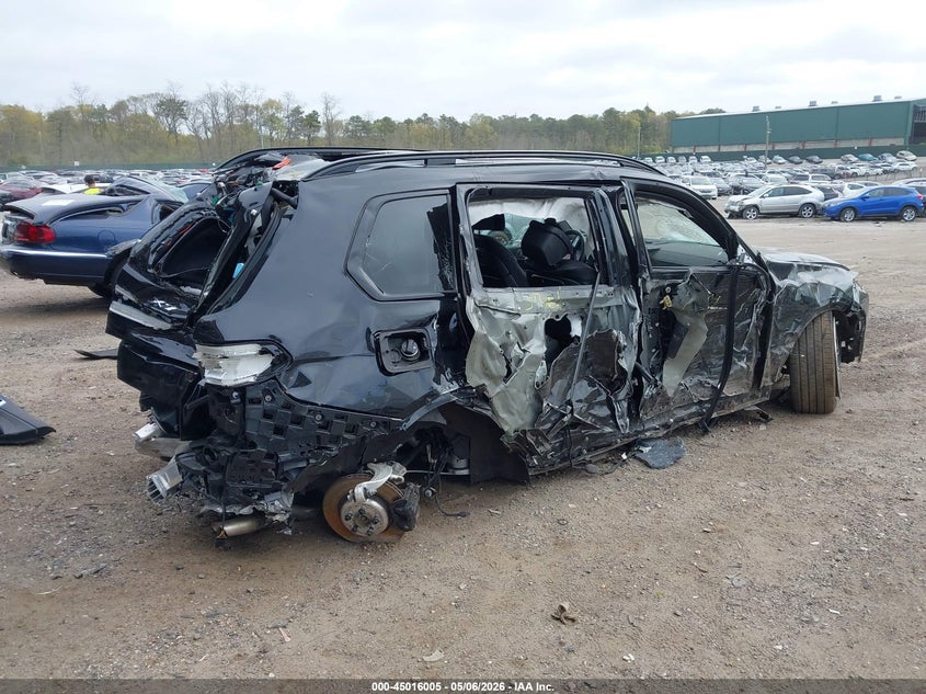 2026 BMW X7 VIN 5UX23EM02T9106181 IAAI salvage auction — REAR END, Mv-907A (New York), sold $12,850 on 2026-07-28 (photo 4)