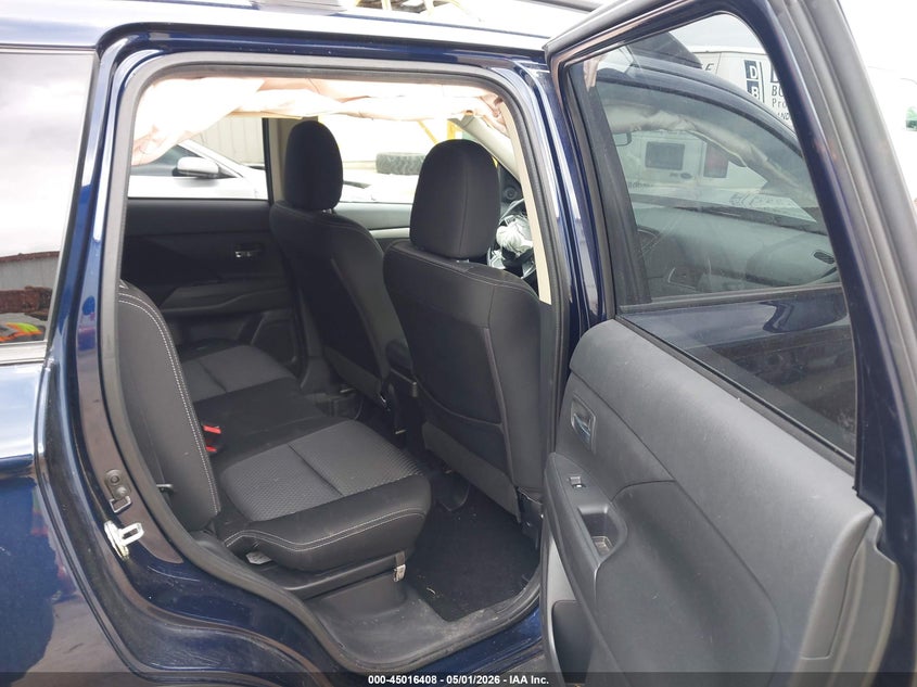 2017 Mitsubishi Outlander VIN JA4AD2A35HZ024163 IAAI salvage auction — FRONT END, Wait Title, sold $25 on 2026-07-28 (photo 8)